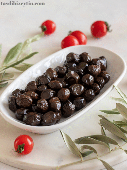 Yağlı Sele Siyah Zeytin 5 kg
